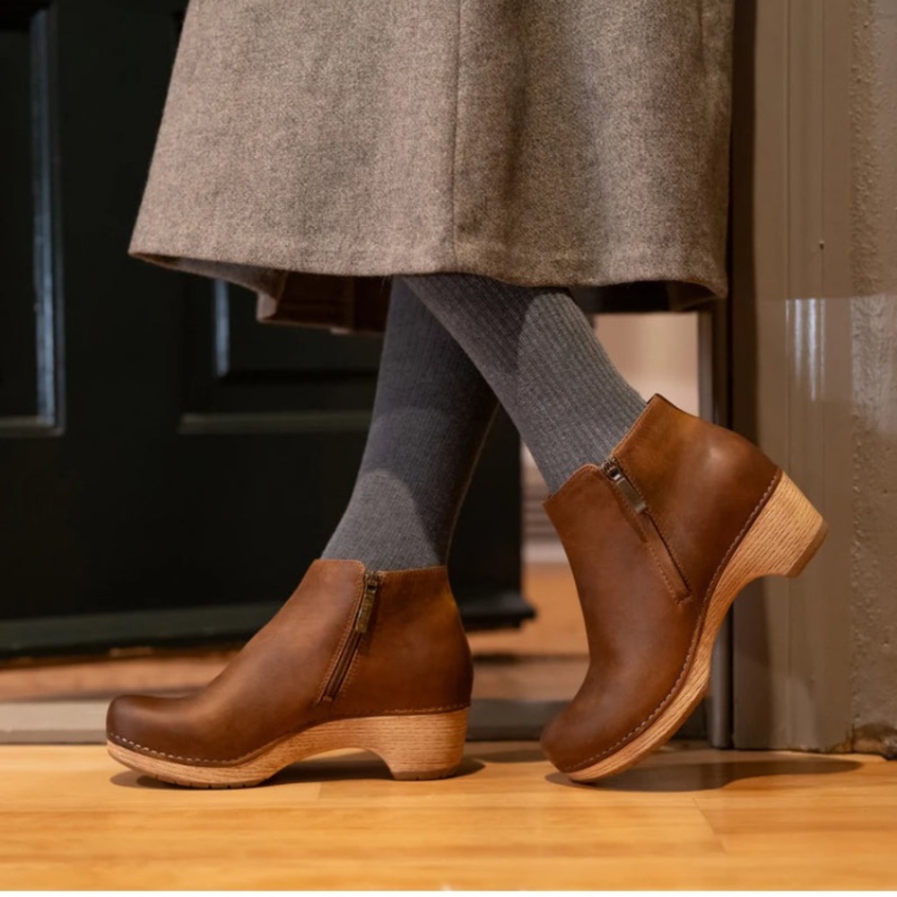 Elegant Brown Ankle Boots by Dansko 36